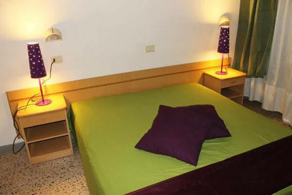 K2 Hotel Cattolica Eksteriør bilde
